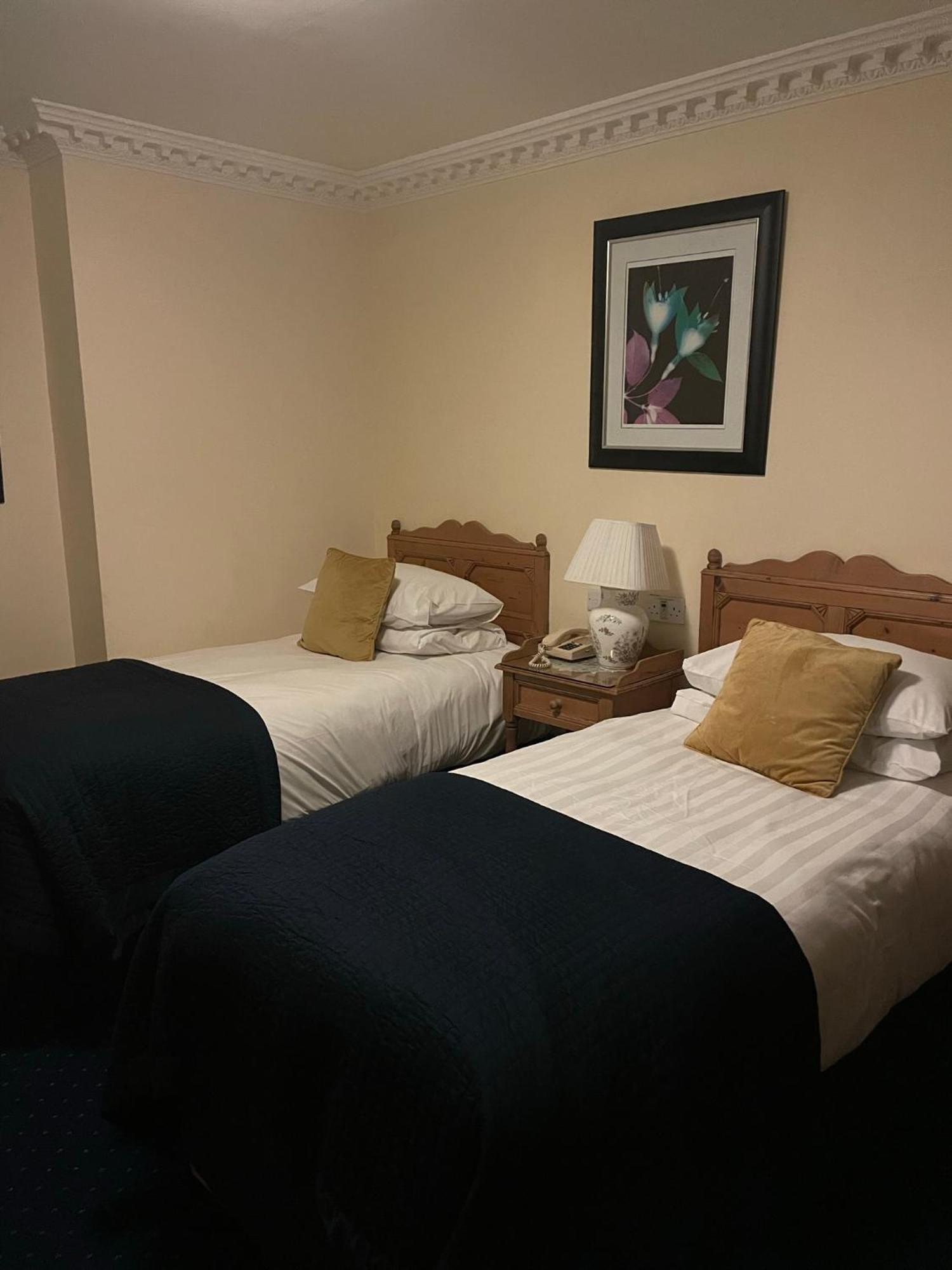 Pensión Foley's Townhouse 4*